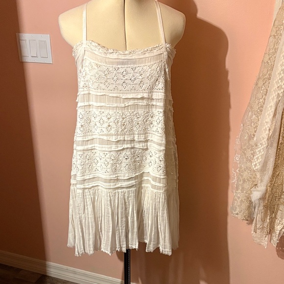 Free People Dresses & Skirts - Free People Cream Lace Midi Dress
